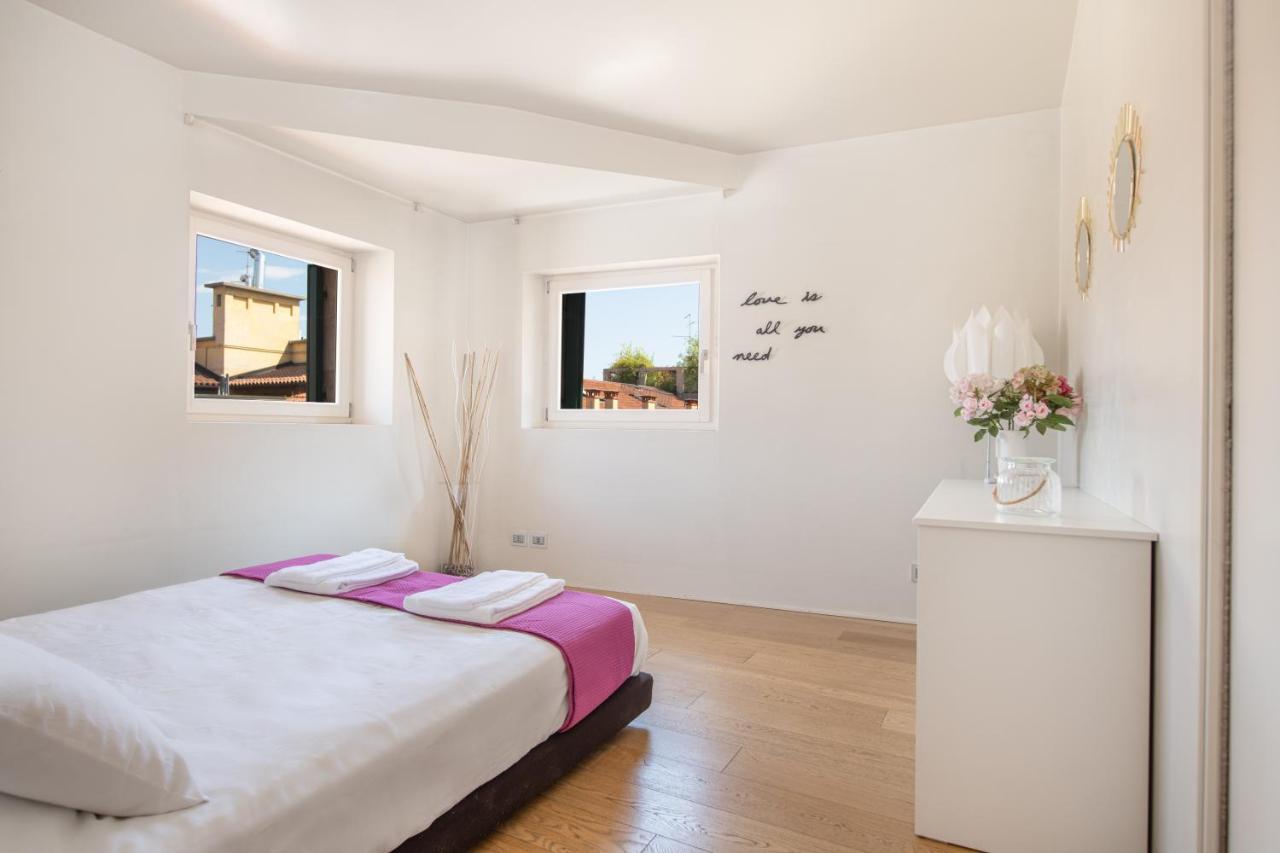 Stunning Top Floor Flat In The Heart Of Verona Exteriér fotografie